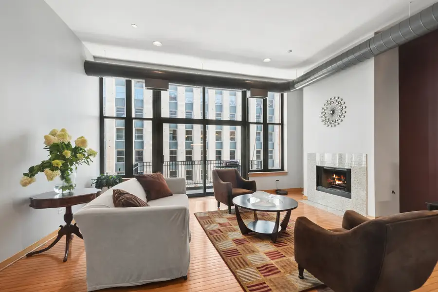 333 W Hubbard Street #709, Chicago, IL 60654 - #3