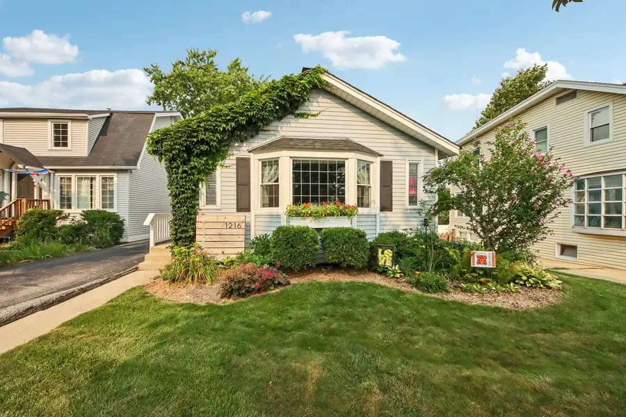 1216 Canfield Road, Park Ridge, IL 60068 - #3