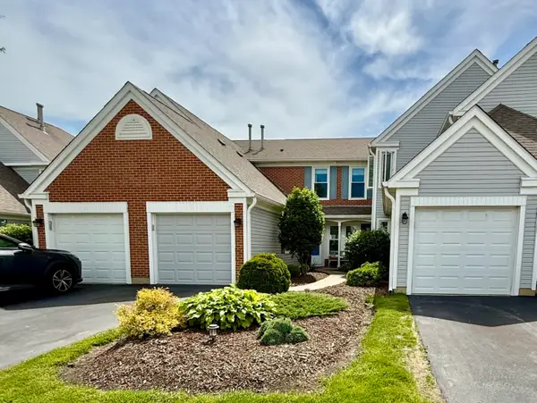 259 Doral Court #6, Elk Grove Village, IL 60007