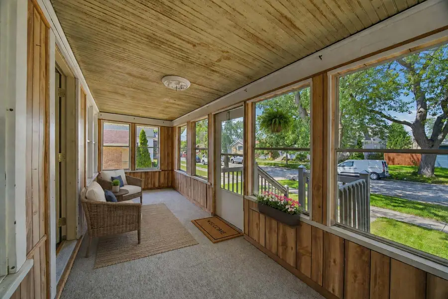 2705 Grunewald Street, Blue Island, IL 60406 - #2