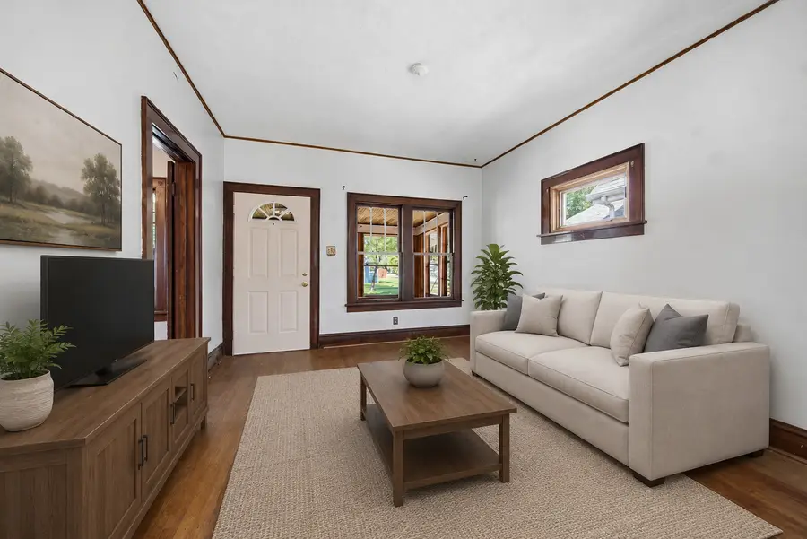 2705 Grunewald Street, Blue Island, IL 60406 - #3