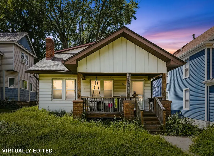 142 13th Street, Silvis, IL 61282 - #2