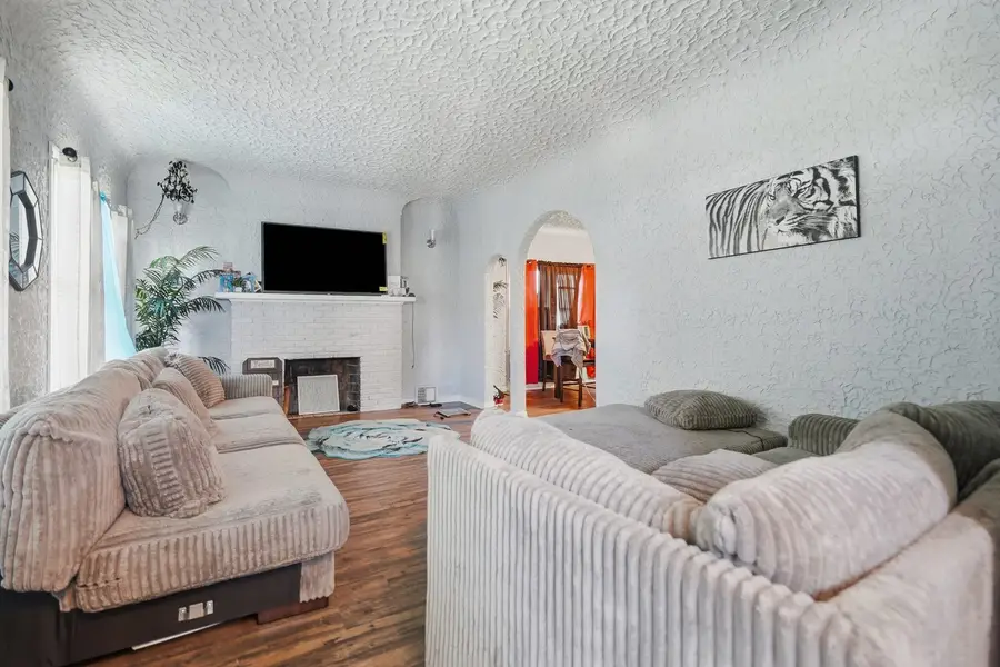 142 13th Street, Silvis, IL 61282 - #3