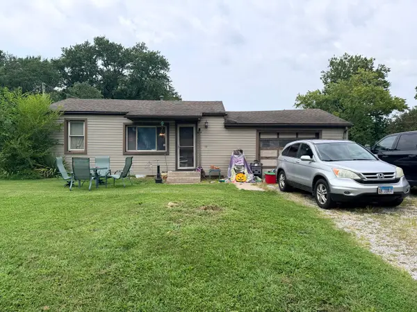 201 Lucinda Drive, Fairview Heights, IL 62208