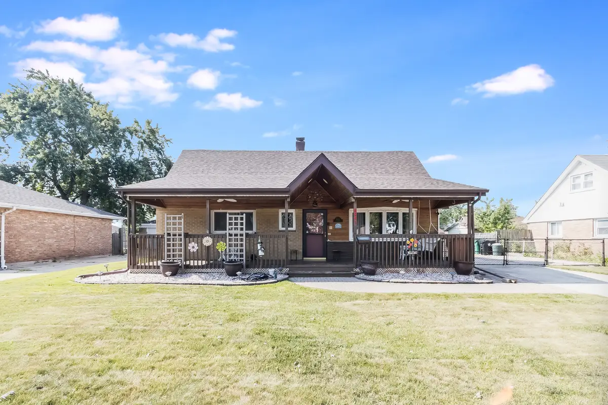 6941 Olympic Drive, Bridgeview, IL 60455 - #1