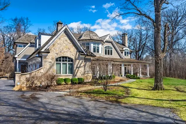 1300 Abington Cambs Drive, Lake Forest, IL 60045 - #3