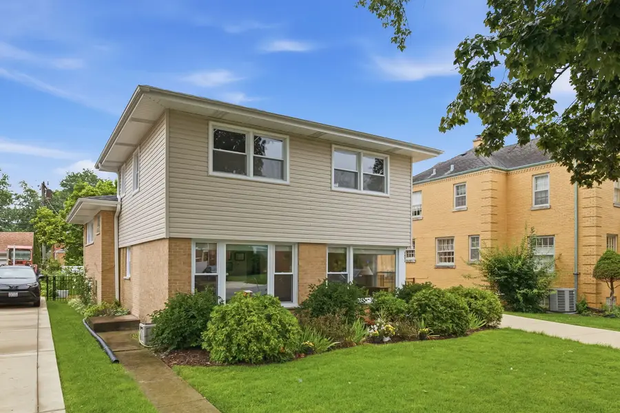 1451 Suffolk Avenue, Westchester, IL 60154 - #3
