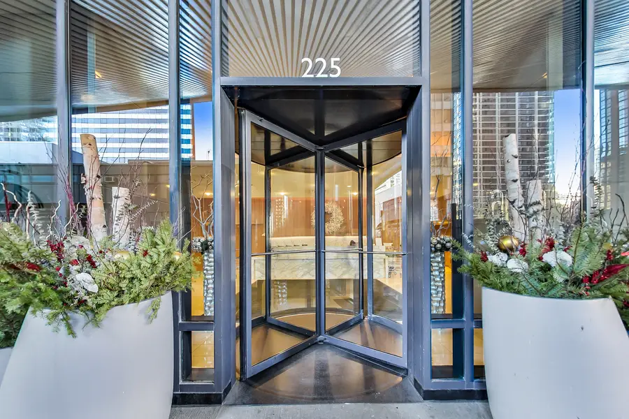 225 N Columbus Drive #6509, Chicago, IL 60601 - #3