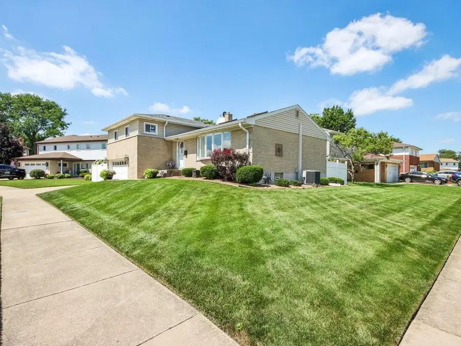 1580 Grant Avenue, Melrose Park, IL 60160 - #3
