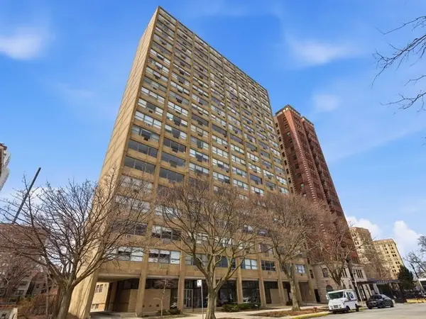 5532 S South Shore Drive #19F, Chicago, IL 60637