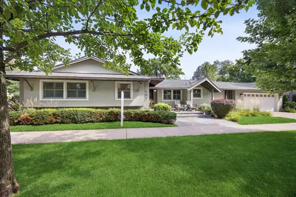 501 N Edgewood Avenue, La Grange Park, IL 60526