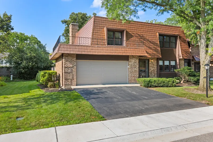 3936 Dundee Road, Northbrook, IL 60062 - #2