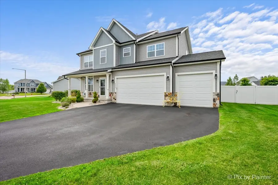 2240 Coventry Circle S, Sycamore, IL 60178 - #3