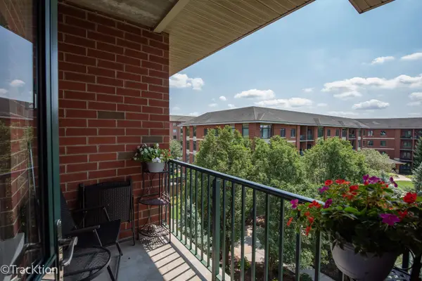 845 E 22nd Street #B-417, Lombard, IL 60148