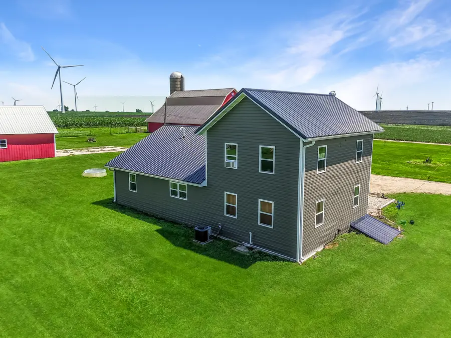 15564 W Fisher Road, Lena, IL 61048 - #2