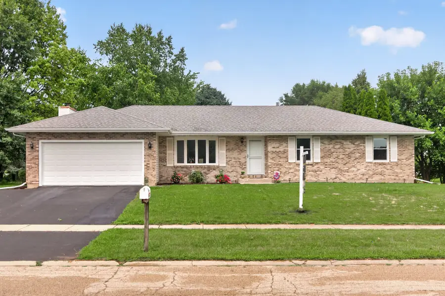 265 W Carol Avenue, Cortland, IL 60112 - #2