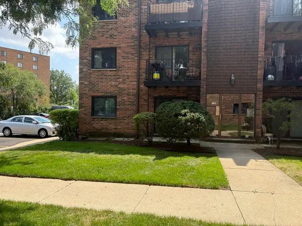 1785 W Algonquin Road #1A, Mount Prospect, IL 60056