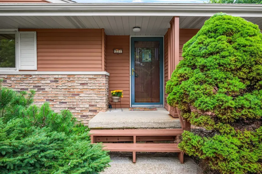221 Hillside Lane, Bloomington, IL 61701 - #3