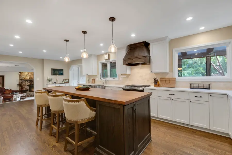 1211 S Grove Avenue, Barrington, IL 60010 - #3
