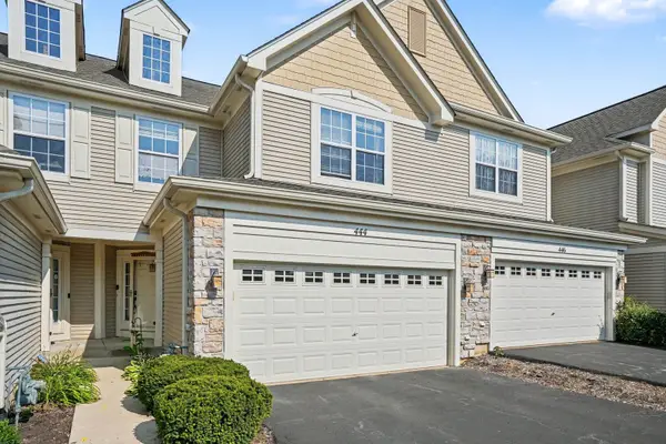 444 Vaughn Circle, Aurora, IL 60502