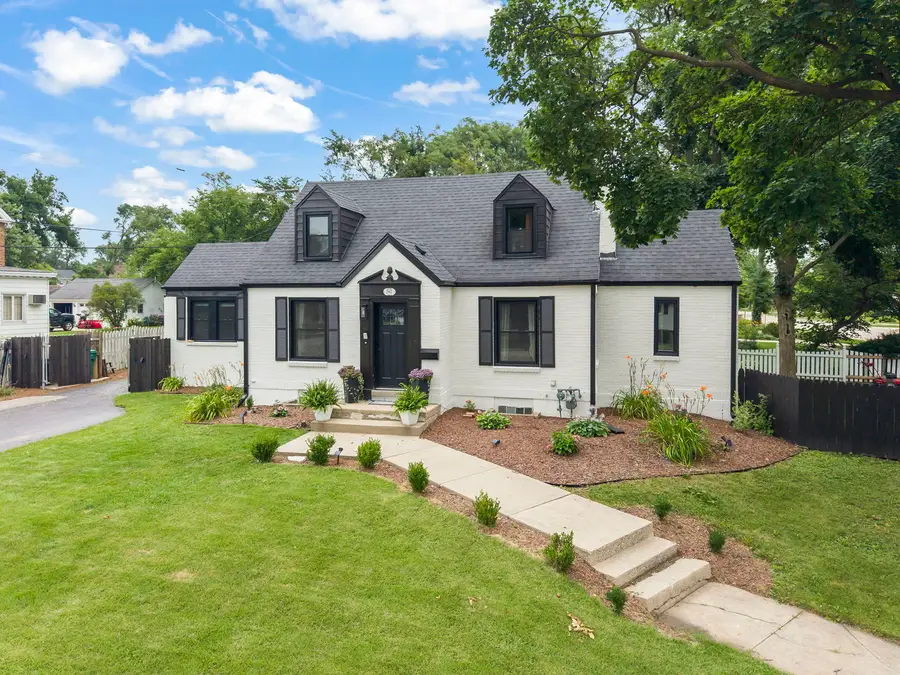 207 N Main Street, Lombard, IL 60148 - #2