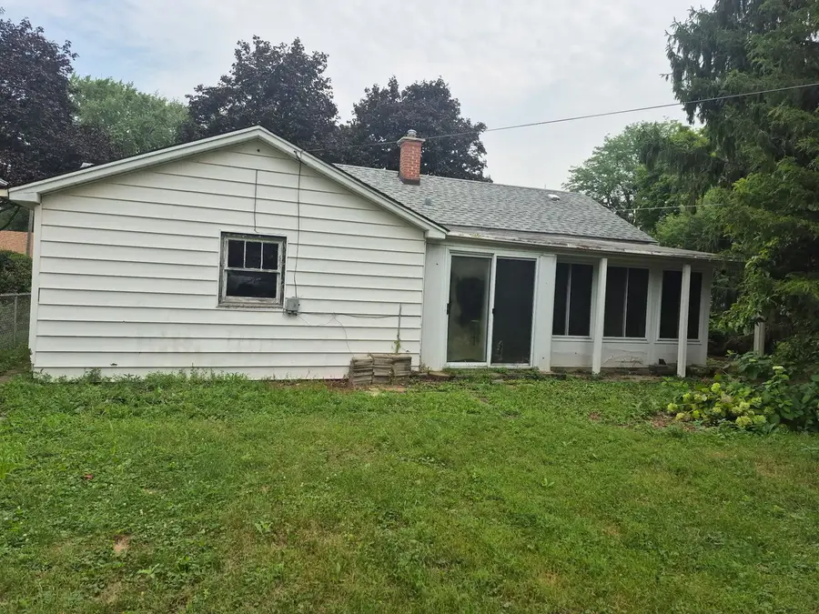 726 E Grand Lake Boulevard, West Chicago, IL 60185 - #3