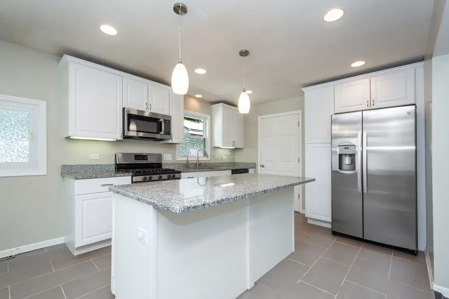 315 S Alleghany Road, Grayslake, IL 60030 - #3