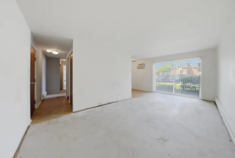 9717 S Keeler Avenue #109, Oak Lawn, IL 60453 - #3