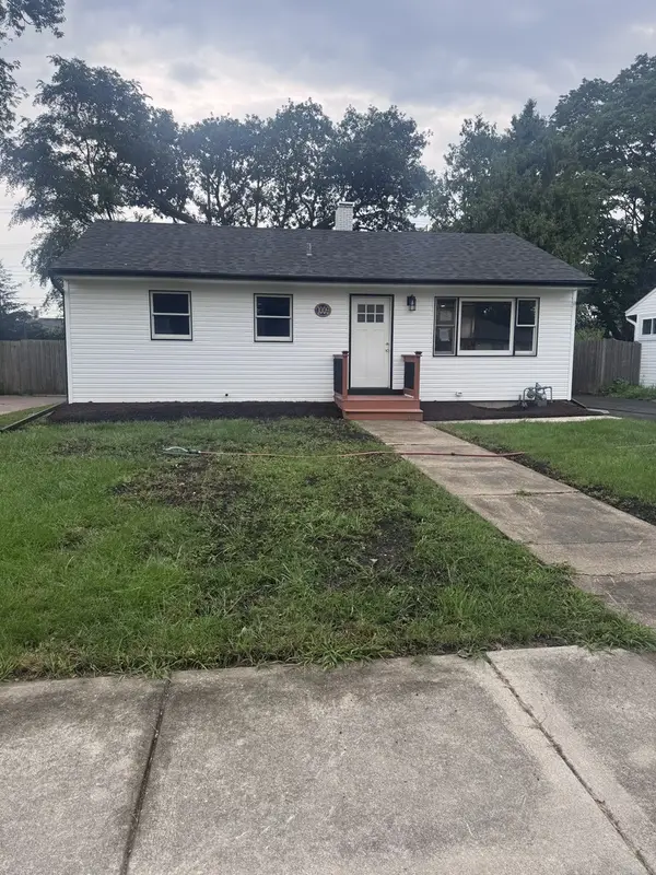 1009 Plaza Drive, Joliet, IL 60435