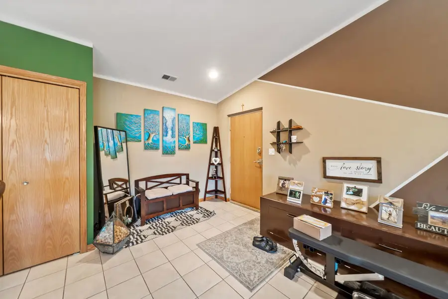 10832 S 76th Avenue #3E, Worth, IL 60482 - #3
