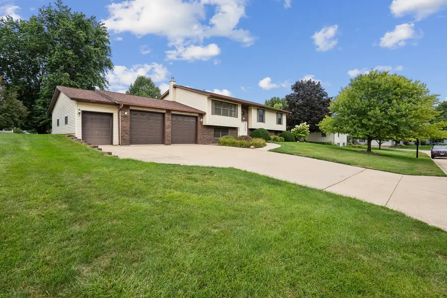 851 Mockingbird Court, Geneseo, IL 61254 - #2