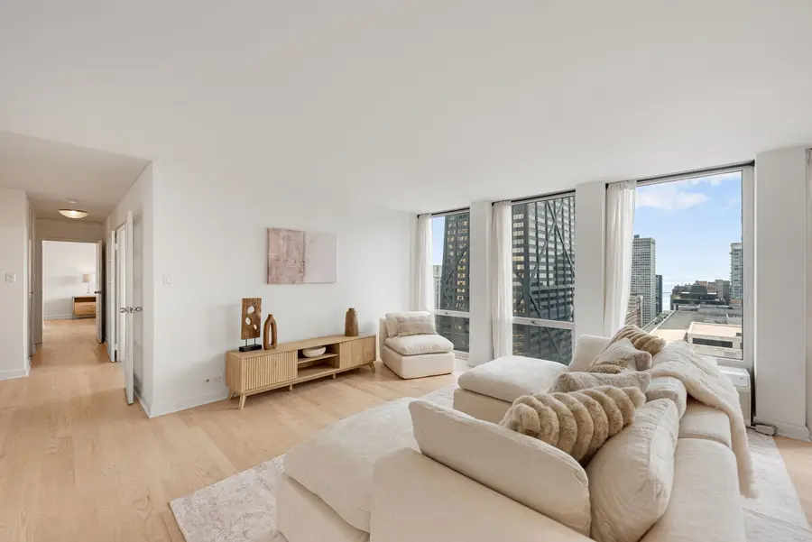 111 E Chestnut Street #30C, Chicago, IL 60611 - #3
