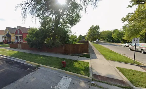 10002 S Lowe Avenue, Chicago, IL 60628