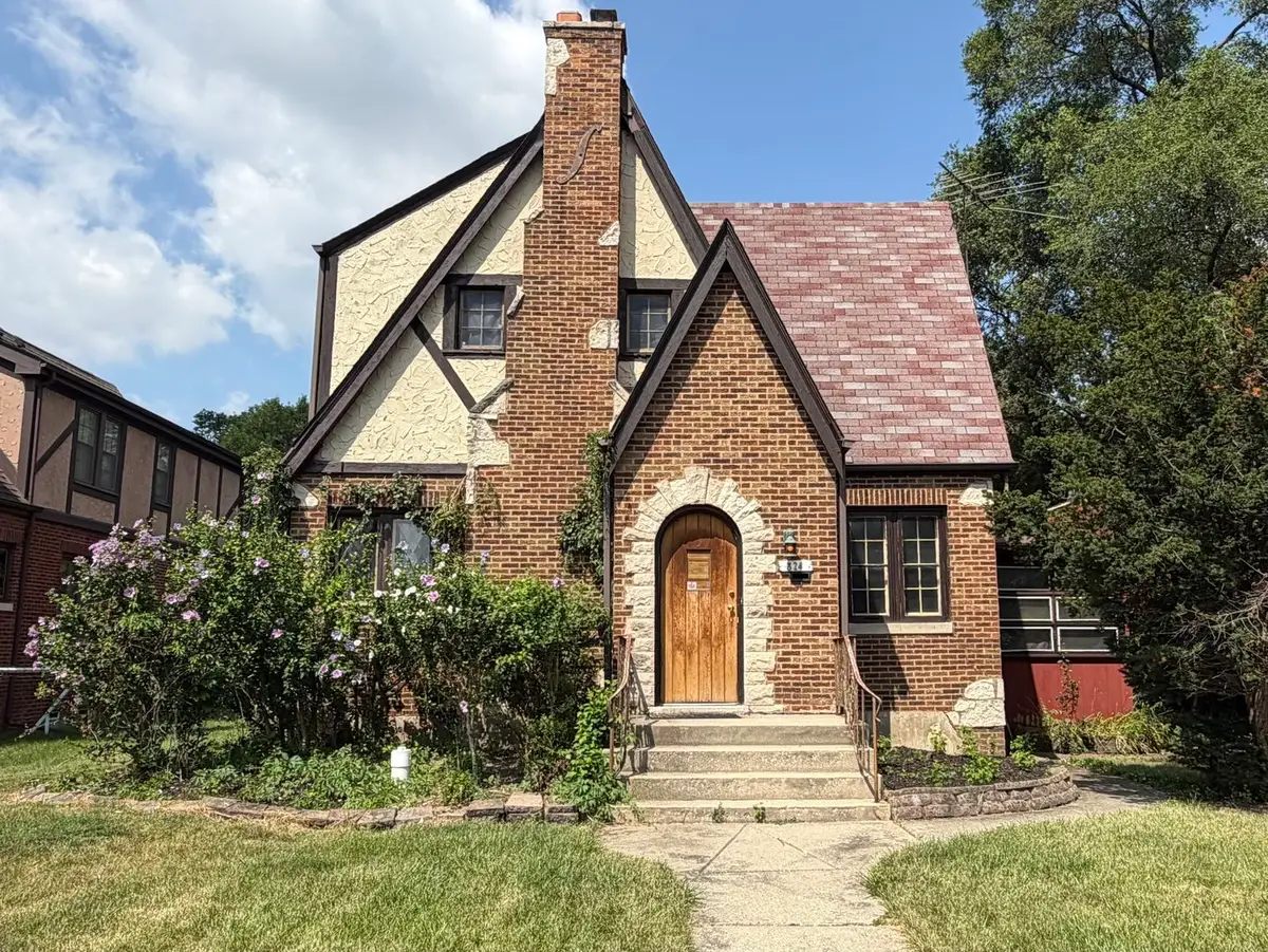 824 S Clifton Avenue, Park Ridge, IL 60068 - #1
