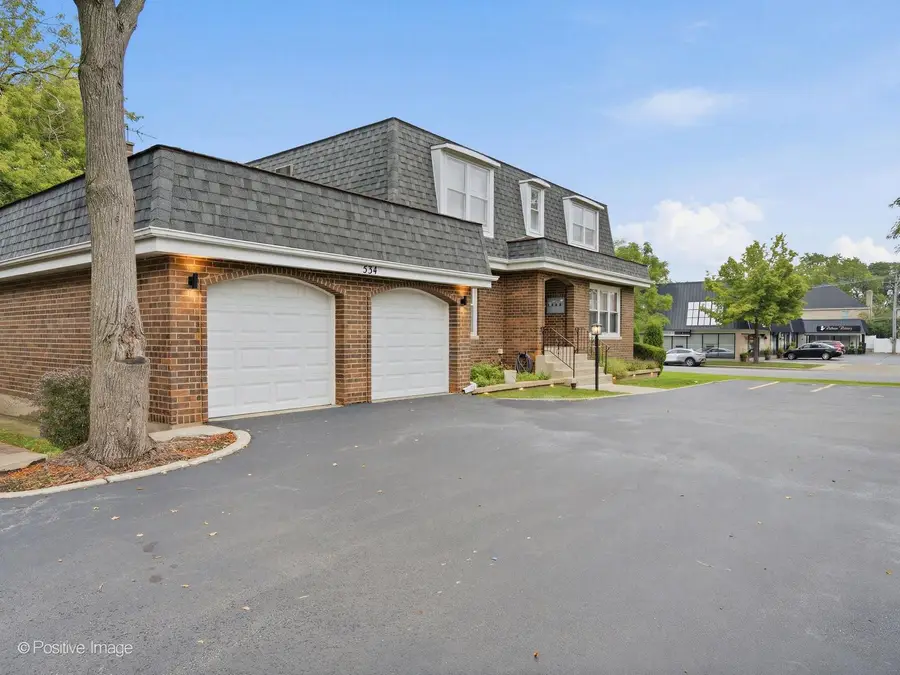534 S La Grange Road, La Grange, IL 60525 - #2