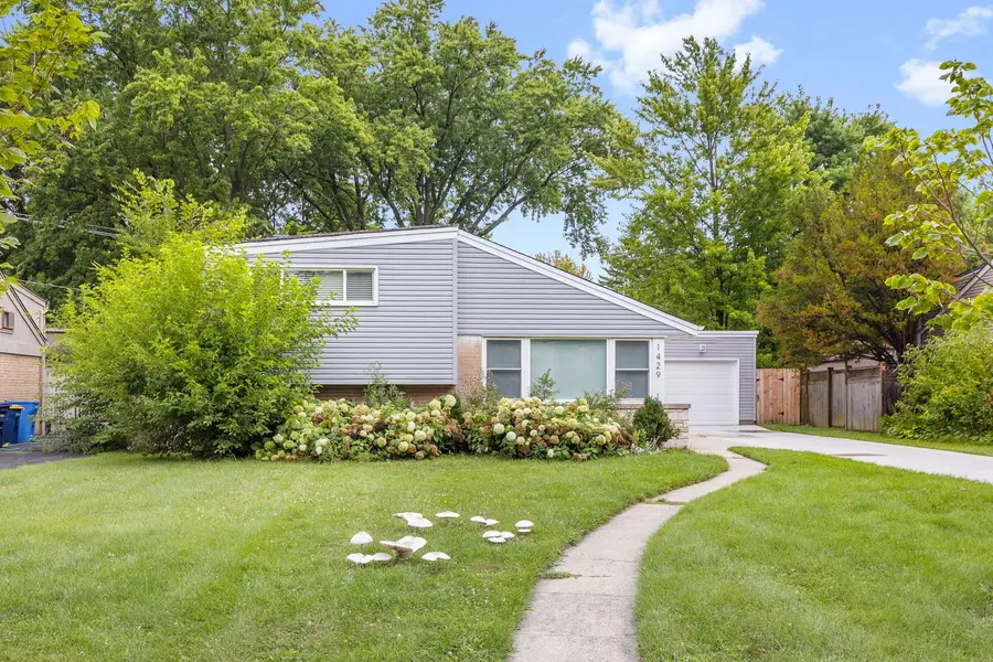Address Withheld By Seller, Highland Park, IL 60035 - #2