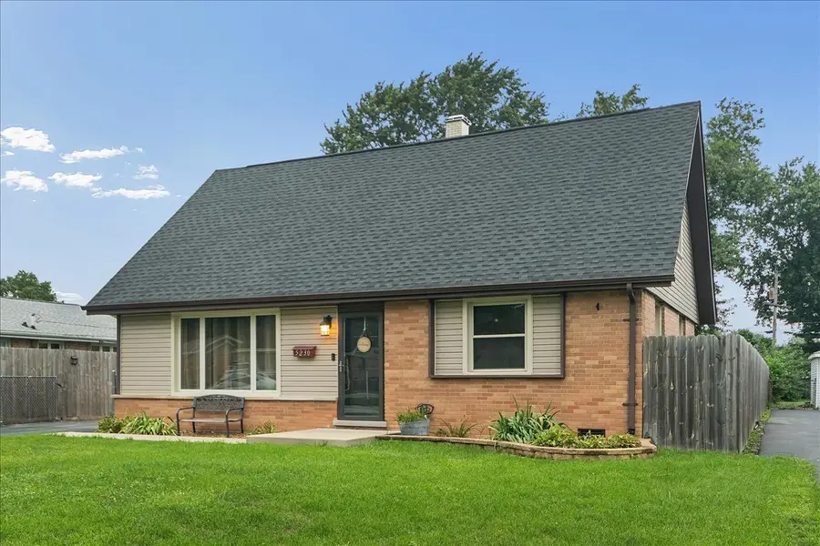 5230 Pleasant Lane, Crestwood, IL 60418 - #3