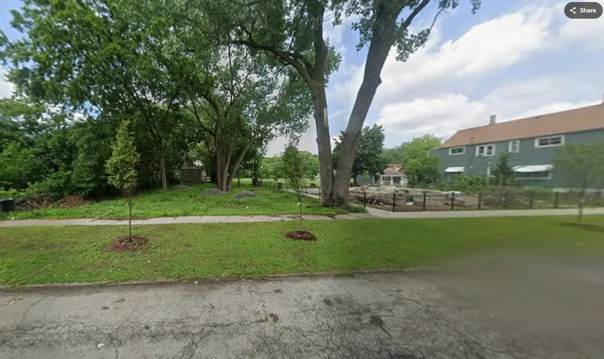 10116 S Exchange Avenue, Chicago, IL 60617 - #1