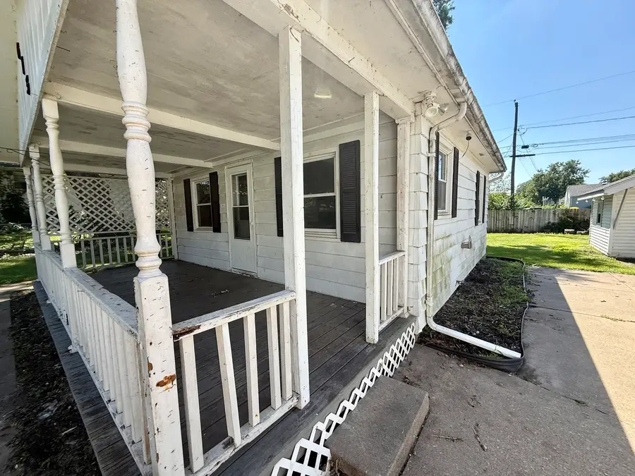 615 5th Street, Colona, IL 61241 - #3
