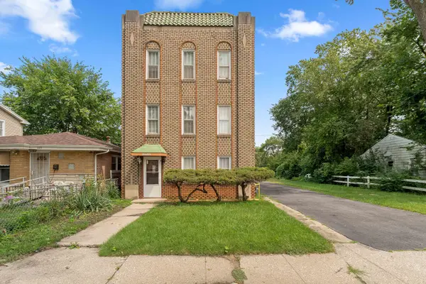 16609 Emerald Avenue, Harvey, IL 60426