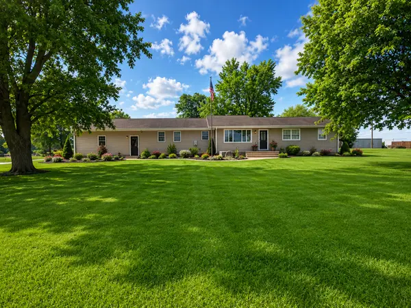850 W Frontage Street, Sheldon, IL 60966