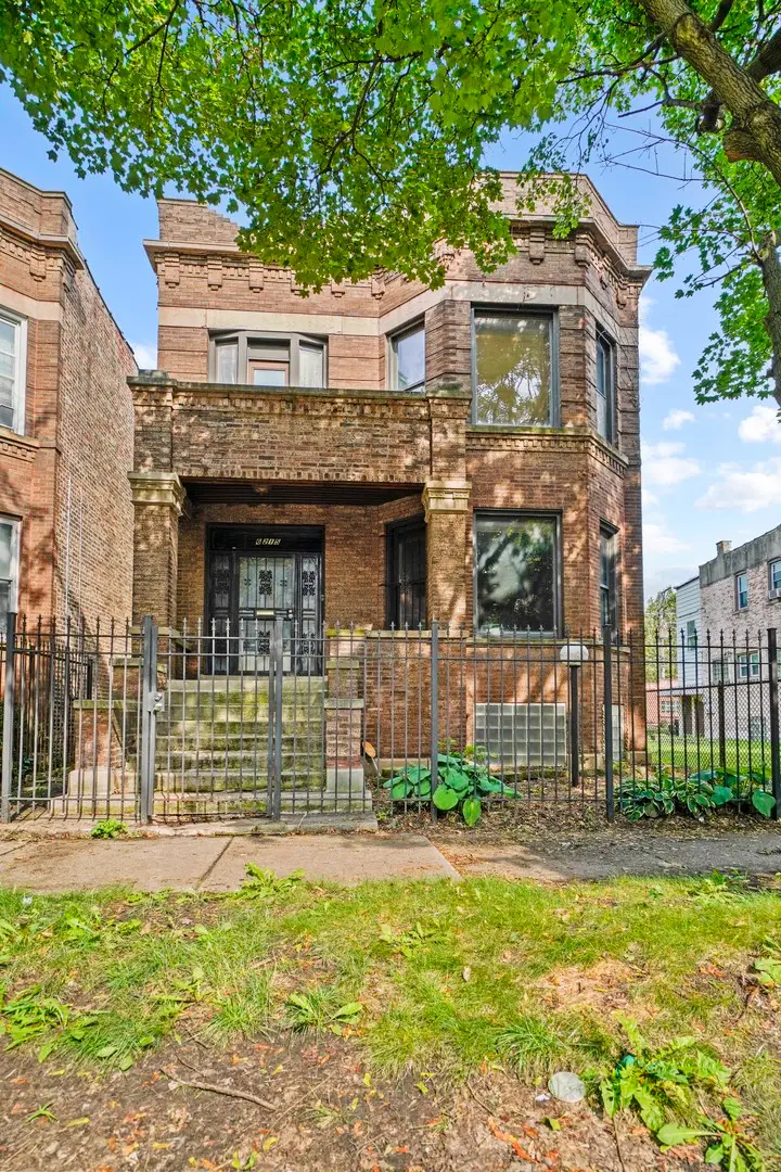 6215 S Evans Avenue, Chicago, IL 60637 - #1