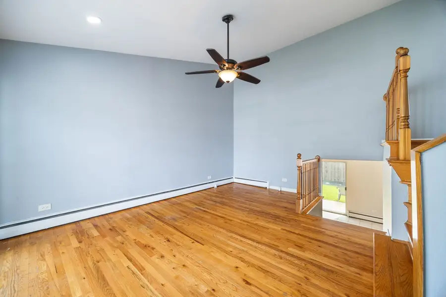 8837 Robin Drive, Des Plaines, IL 60016 - #3