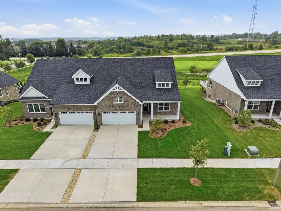 16561 Kayla Drive, Lemont, IL 60439 - #3