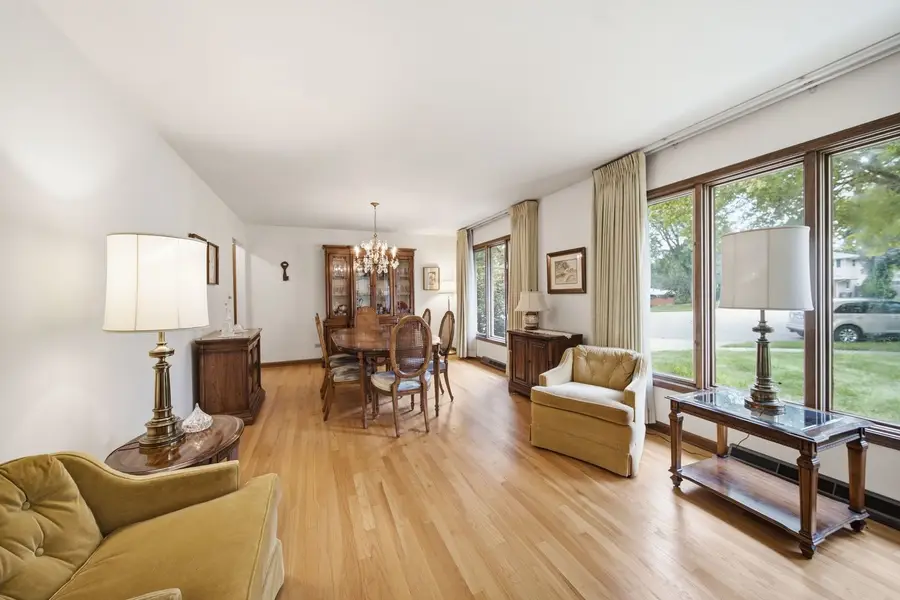 2141 Country Knoll Court, Elgin, IL 60123 - #3