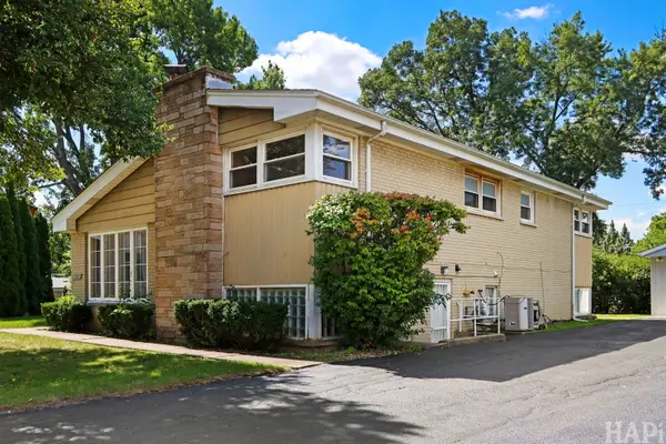 412 Warren Road, Glenview, IL 60025