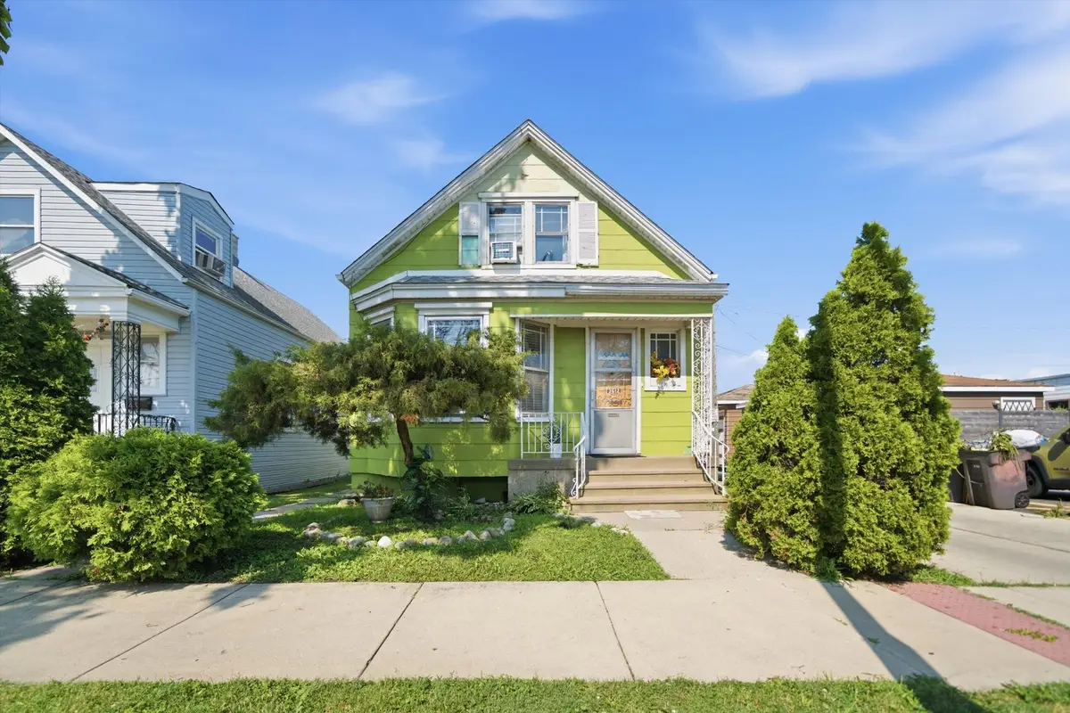 2612 S 58th Avenue, Cicero, IL 60804 - #1