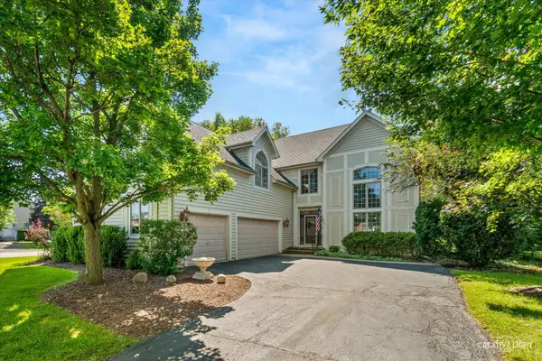 4N468 S Robert Frost Circle, St. Charles, IL 60175
