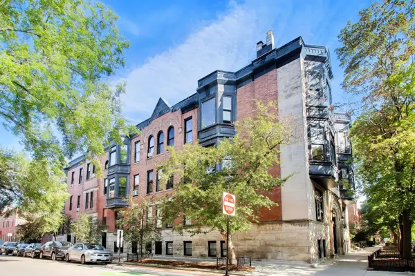 819 W Dickens Avenue #3C, Chicago, IL 60614