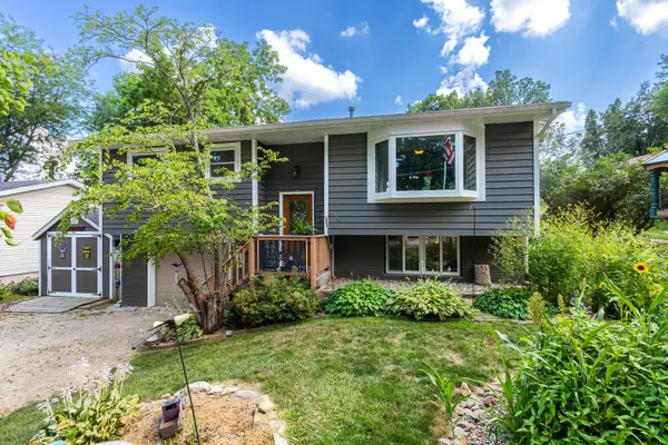 204 Chestnut Street, Leclaire, IA 52753